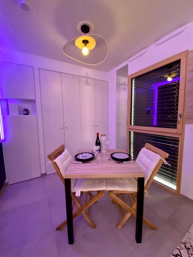 Studio Bel Mod Mont D'Or - Belvedere Moderne Lyon Exterior foto