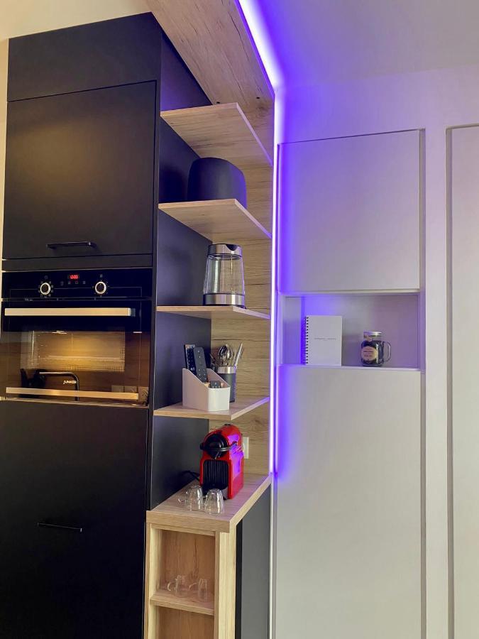 Studio Bel Mod Mont D'Or - Belvedere Moderne Lyon Exterior foto
